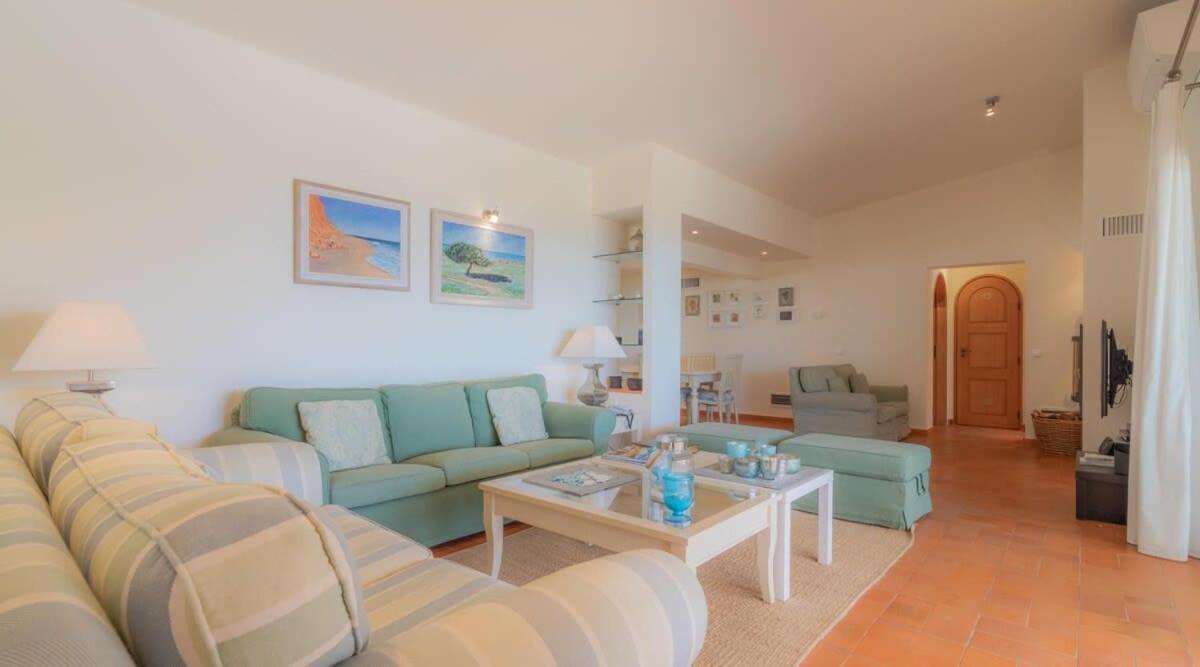 Villa Prado - Beautiful Beachfront Villa Албуфейра Екстериор снимка